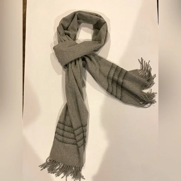 Rag & Bone Merino Wool Scarf Unisex Minimalist Style Super Soft Lightweight - Picture 3 of 11